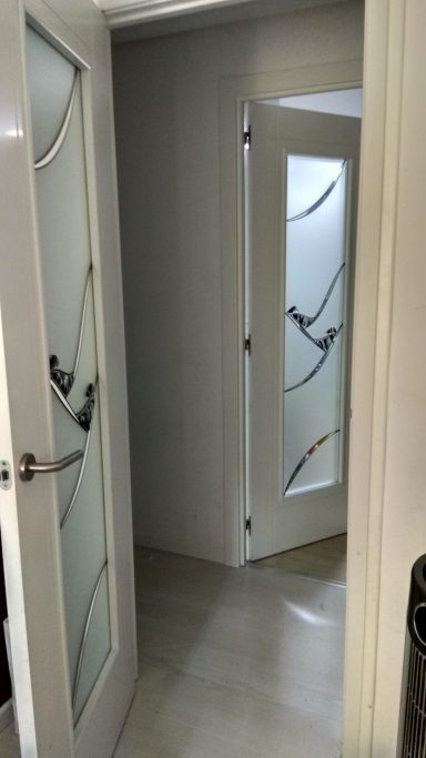 Conjunto original con cristales mate